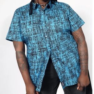 Wildfang The Essential Button Up in Blue Weave